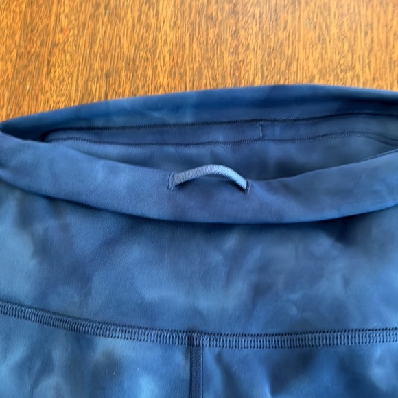 Lululemon leggings - Picture 2 of 3